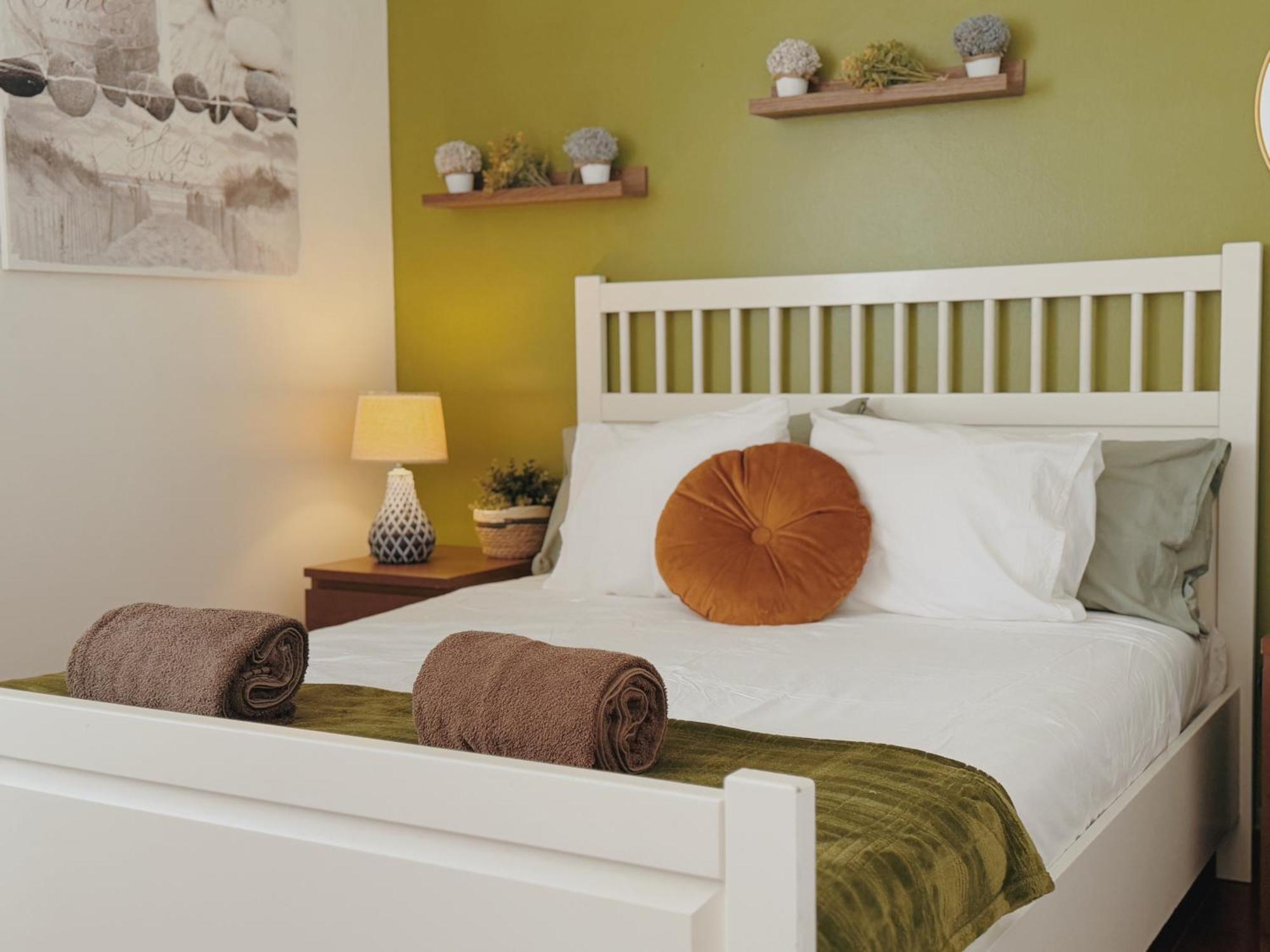 Coastal Garden Paradise Retreat- 6 Min From The Beach Charneca  Εξωτερικό φωτογραφία